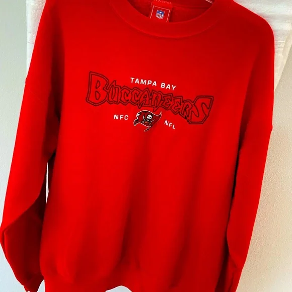 Men's Tampa Bay Buccaneers Pullover Sweatshirt